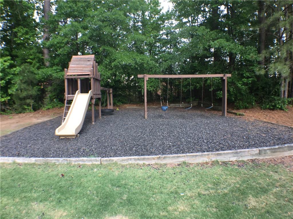 2906 Webb Bridge Road Property Photo 23