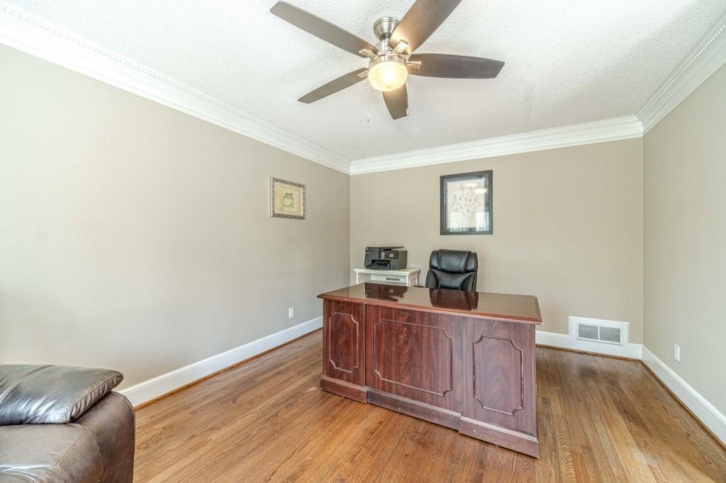 816 Mcdaniel Street Property Photo 8