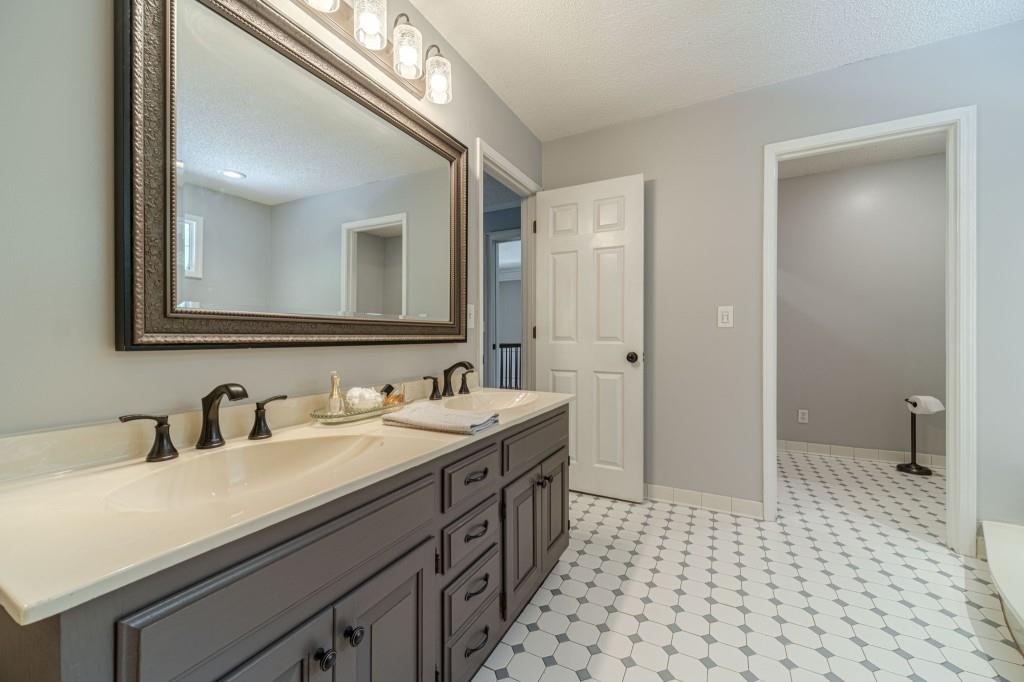 816 Mcdaniel Street Property Photo 30