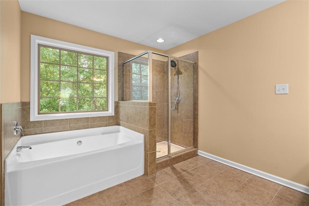 103 Cliffhaven Circle Property Photo 12