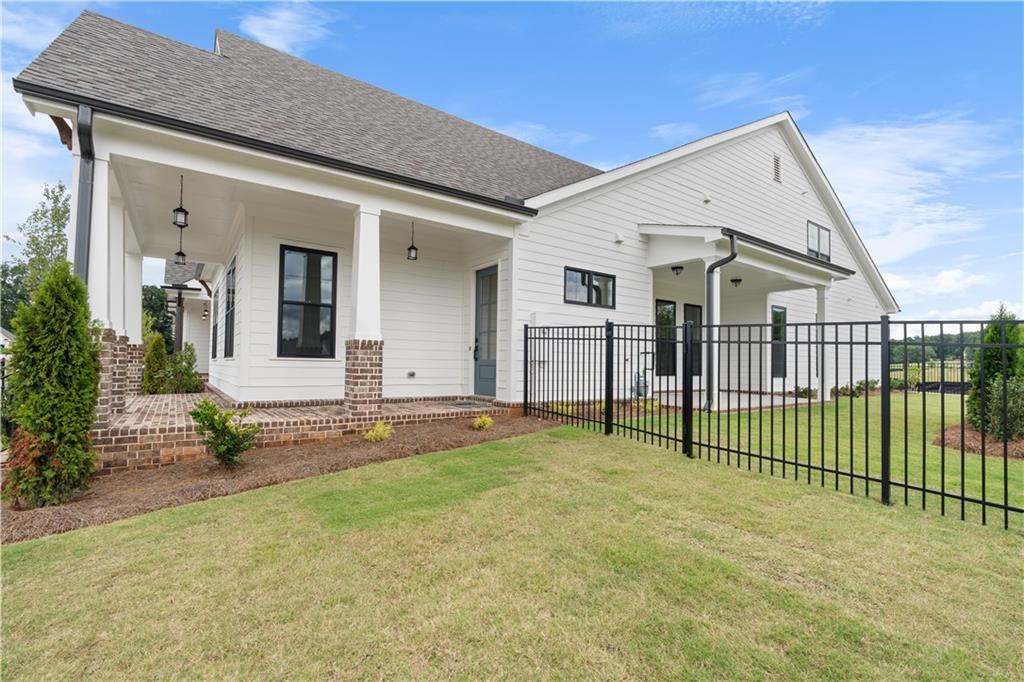 510 Godfrey Drive Property Photo 8