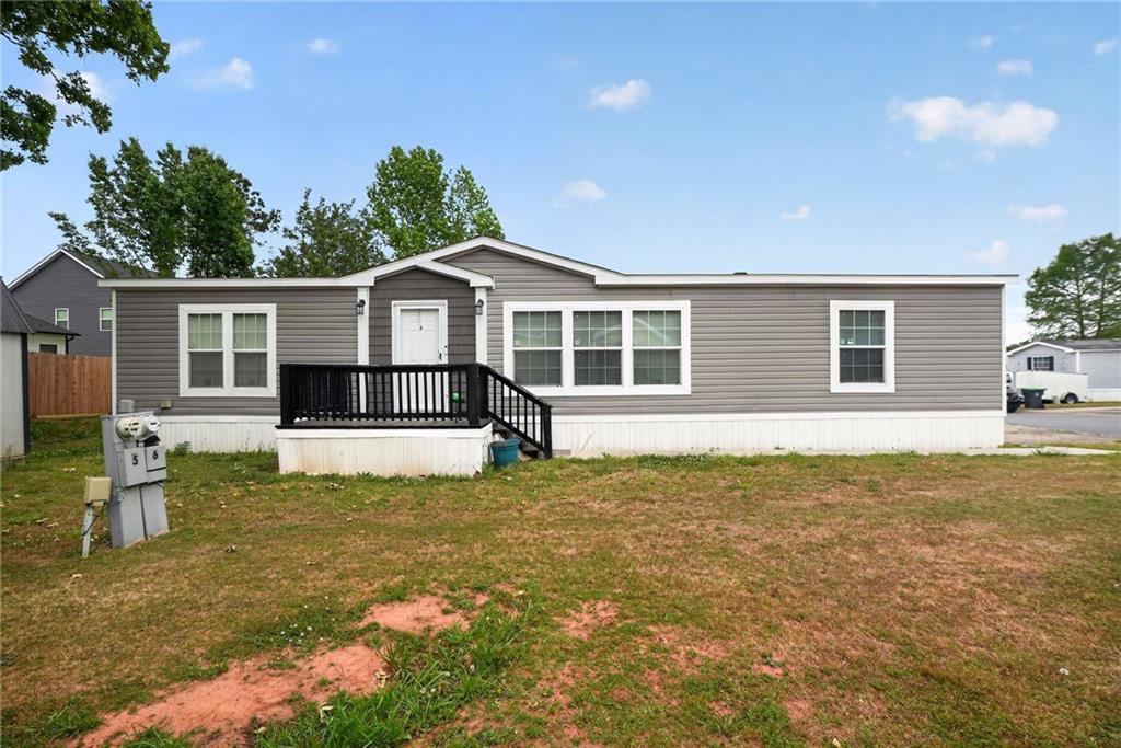 6 Breezewood Drive Property Photo 1