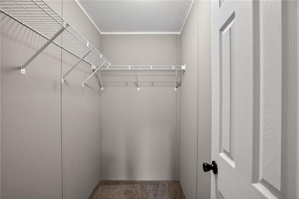 6 Breezewood Drive Property Photo 22