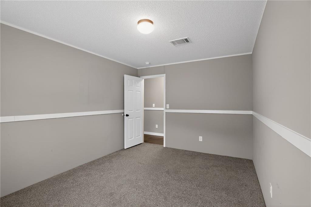 6 Breezewood Drive Property Photo 23