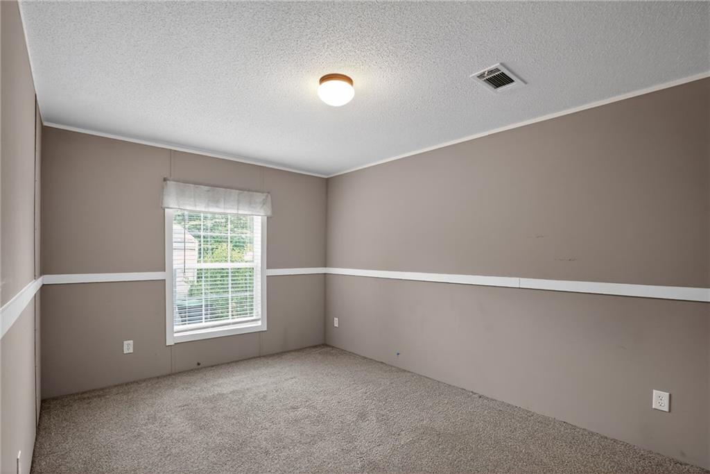 6 Breezewood Drive Property Photo 24