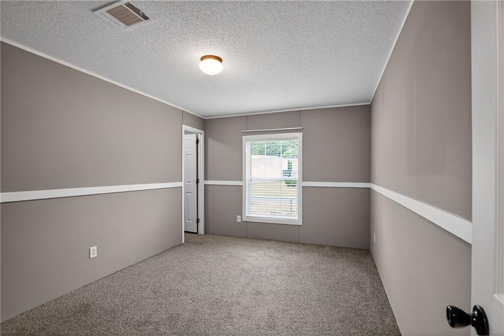 6 Breezewood Drive Property Photo 27