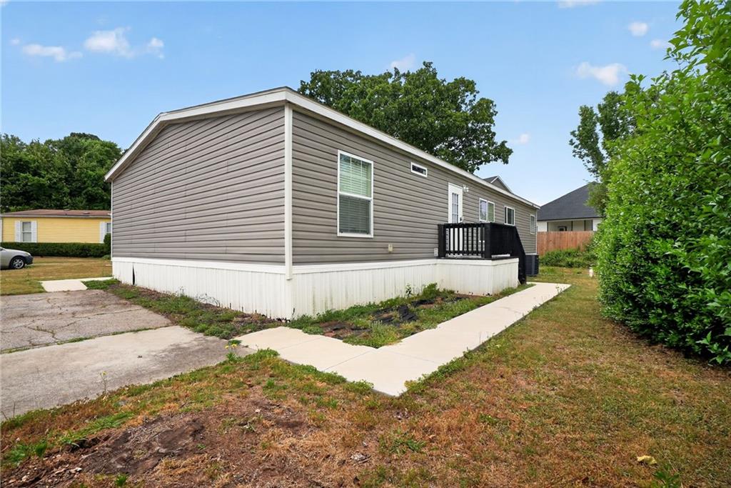 6 Breezewood Drive Property Photo 31