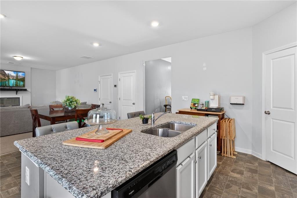 180 Amberjack Property Photo 11