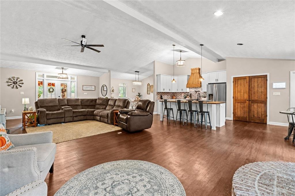 7763714 Property Photo 11