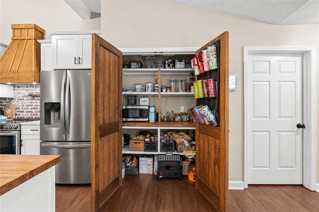 7763714 Property Photo 16