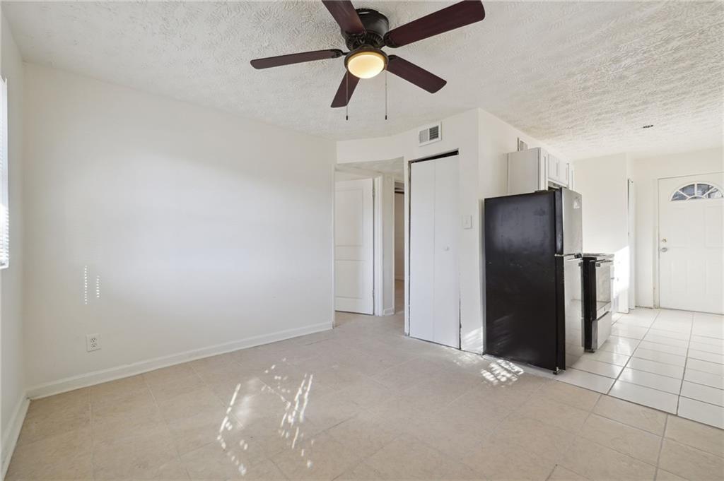 324 Brooks Avenue Sw Unit B Property Photo 3