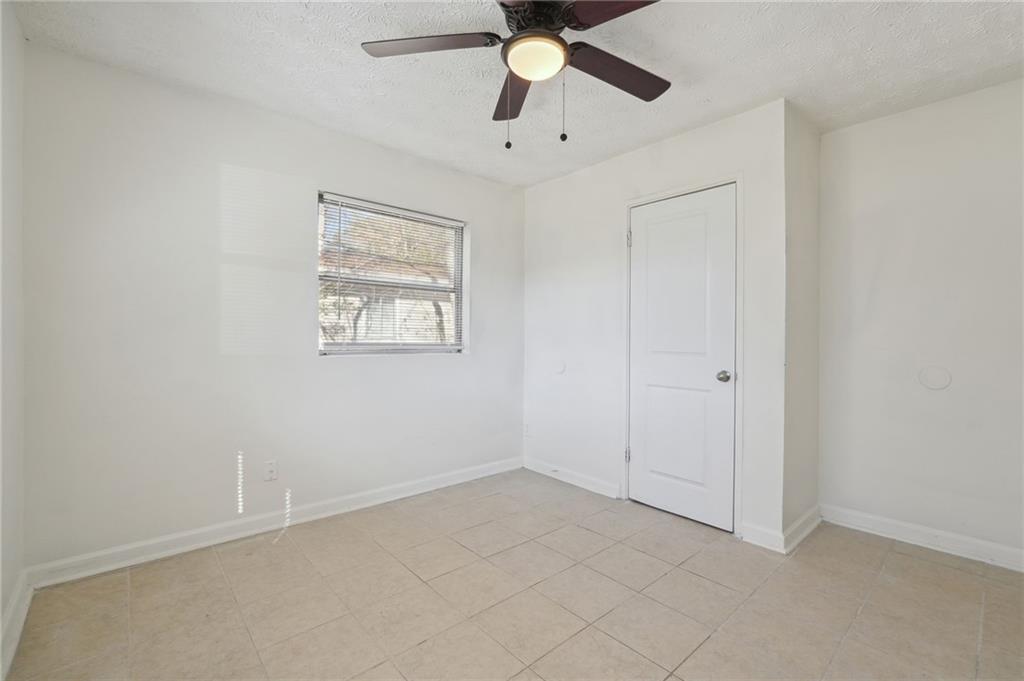 324 Brooks Avenue Sw Unit B Property Photo 13