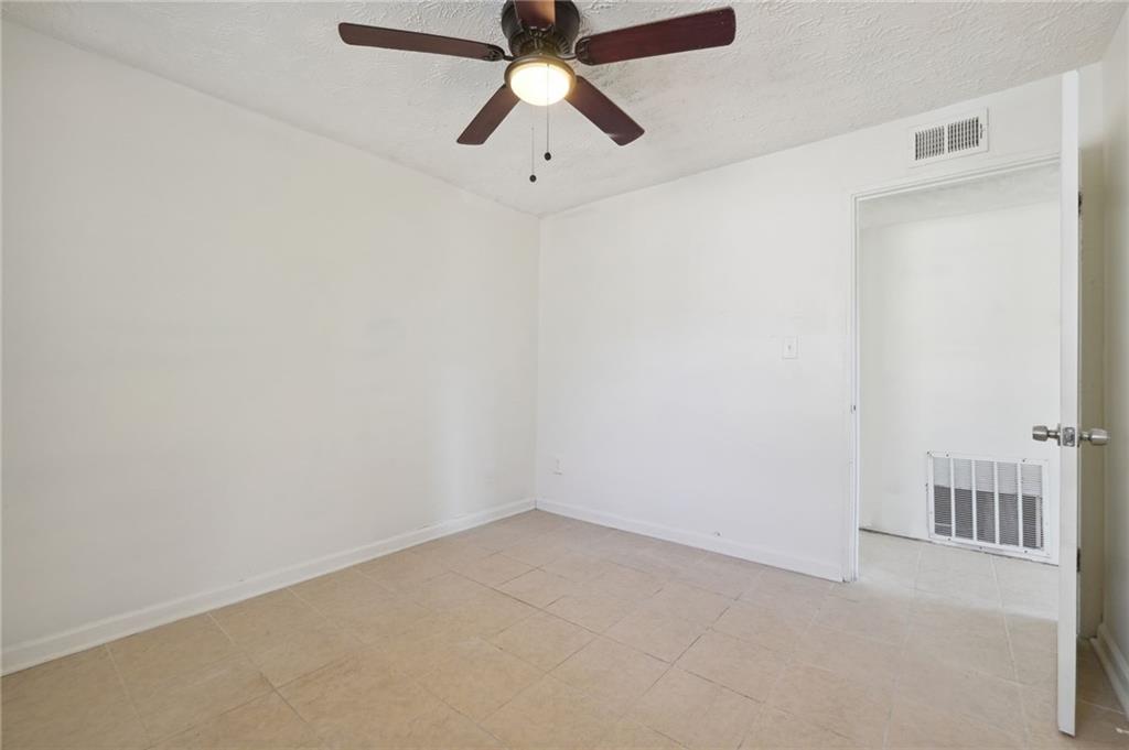 324 Brooks Avenue Sw Unit B Property Photo 17