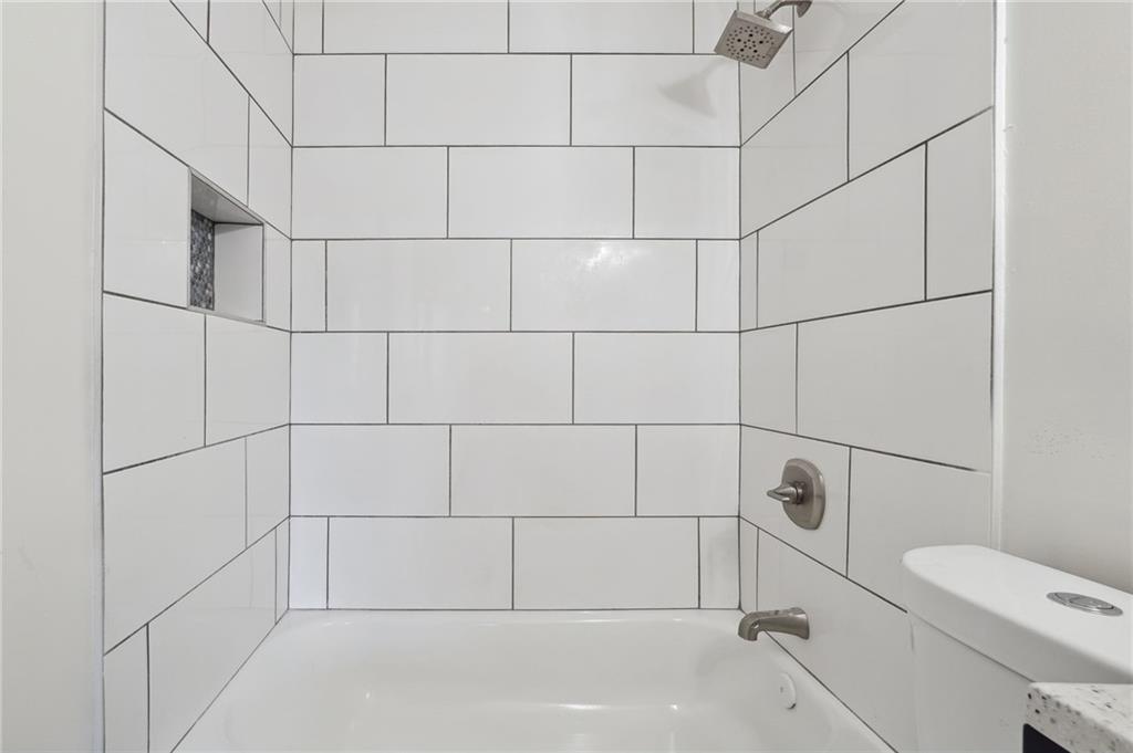 324 Brooks Avenue Sw Unit B Property Photo 21