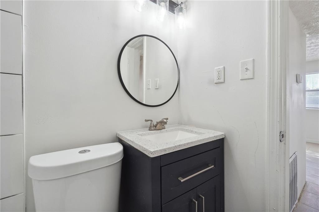 324 Brooks Avenue Sw Unit B Property Photo 22