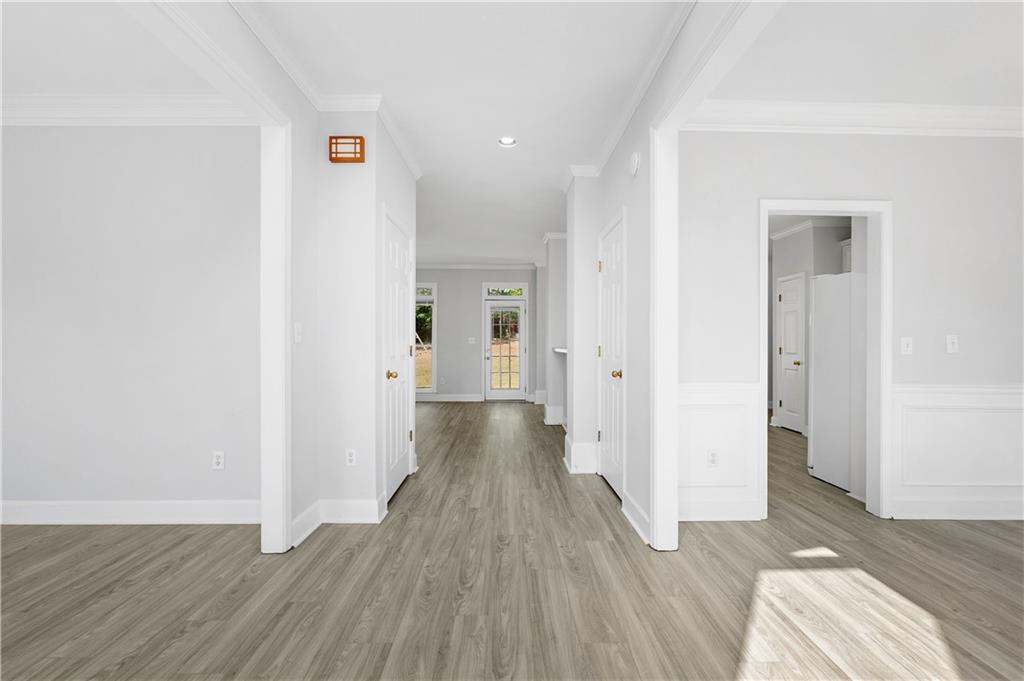 3255 Oak Hampton Way Property Photo 2