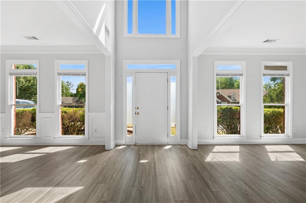 3255 Oak Hampton Way Property Photo 3
