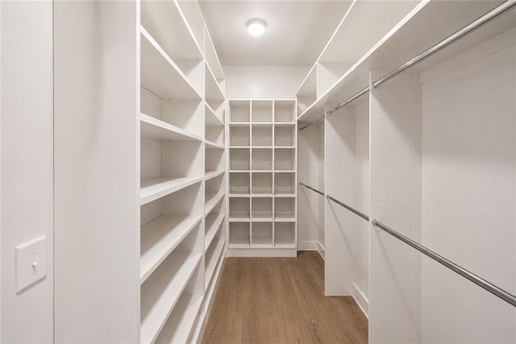 2087 Holtz Lane Property Photo 22