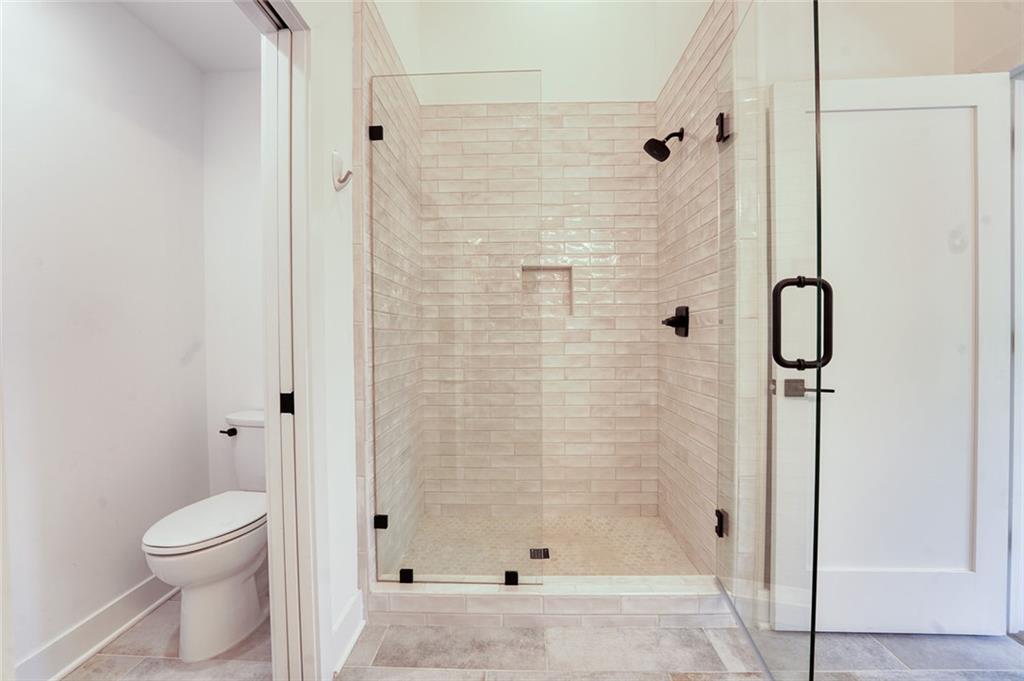 290 2nd Street Property Photo 29