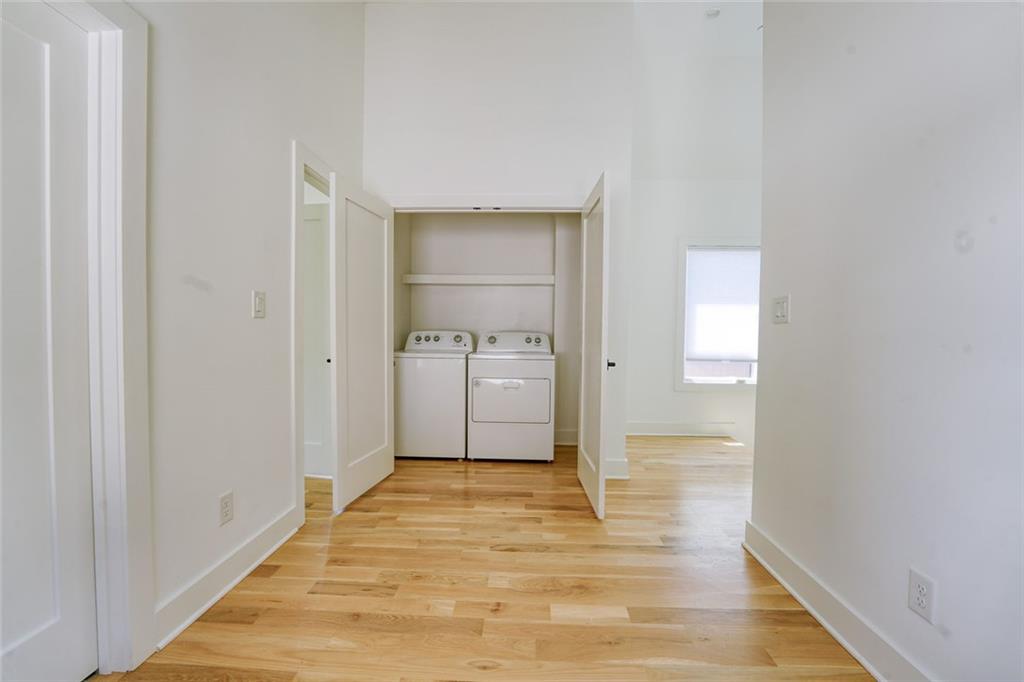 290 2nd Street Property Photo 33