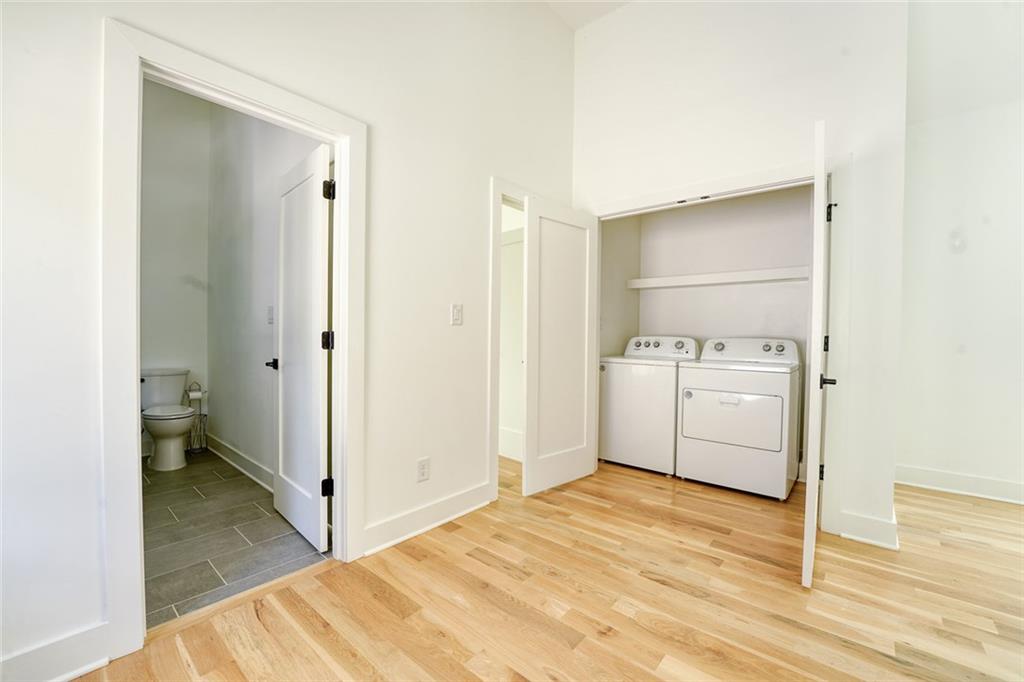 290 2nd Street Property Photo 34
