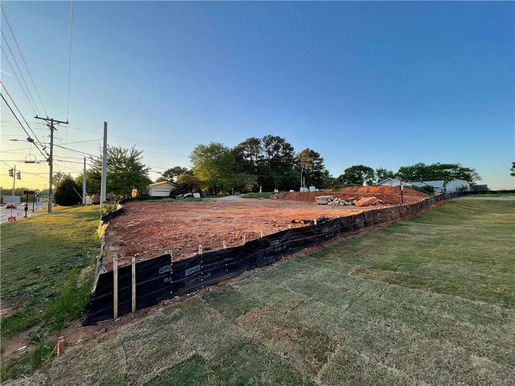2312 Rockbridge Road Property Photo 3