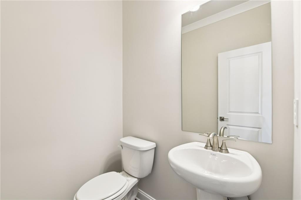 1290 Whitman Circle Property Photo 24