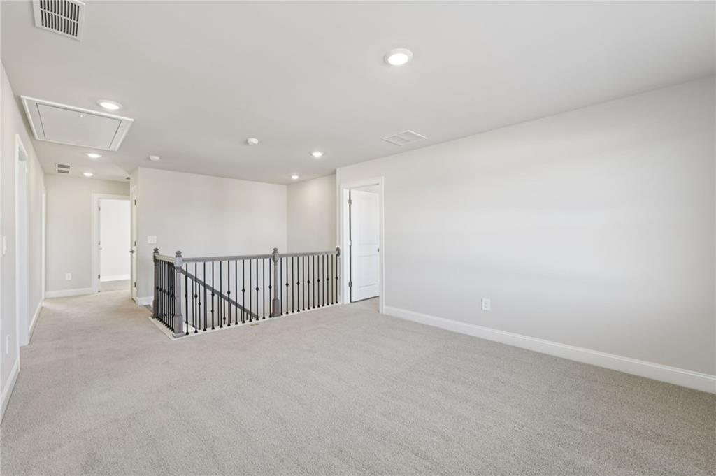 1290 Whitman Circle Property Photo 26