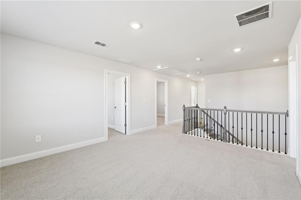 1290 Whitman Circle Property Photo 27