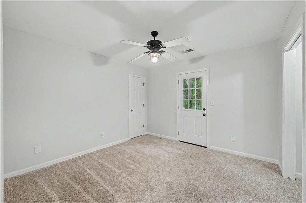 251 Paces Lakes Drive Property Photo 24