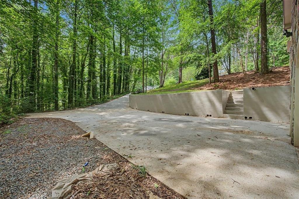 251 Paces Lakes Drive Property Photo 37