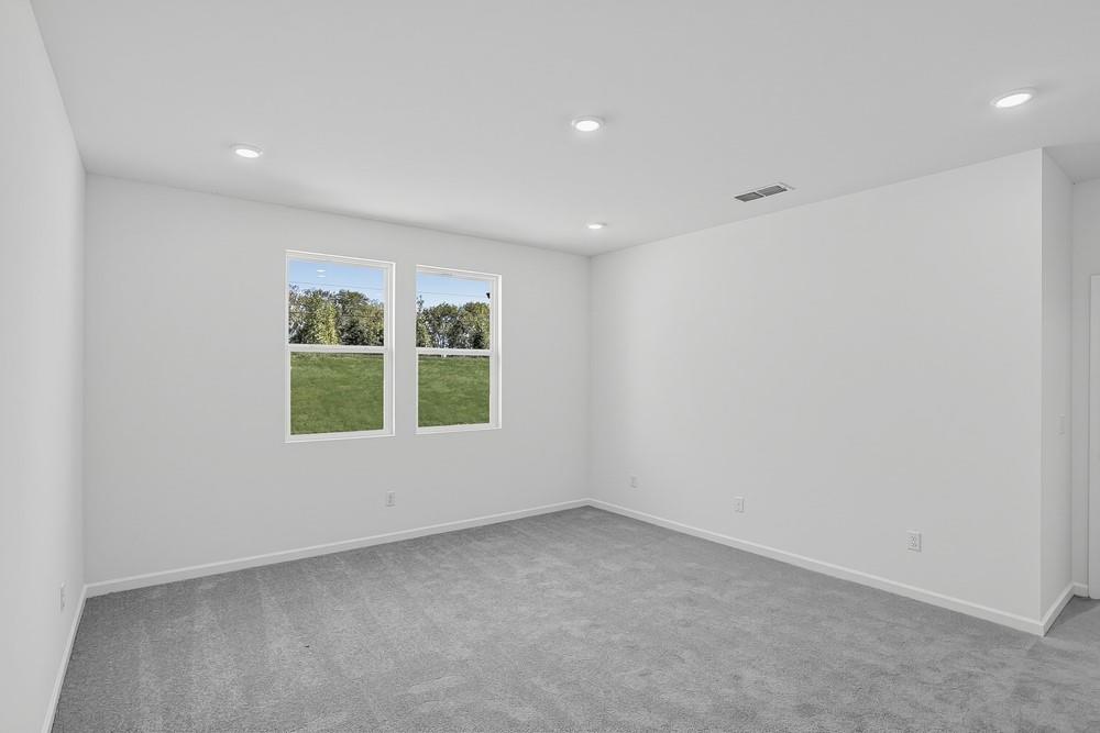 3655 Sagecrest Drive Property Photo 5