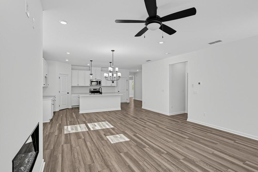 3655 Sagecrest Drive Property Photo 10