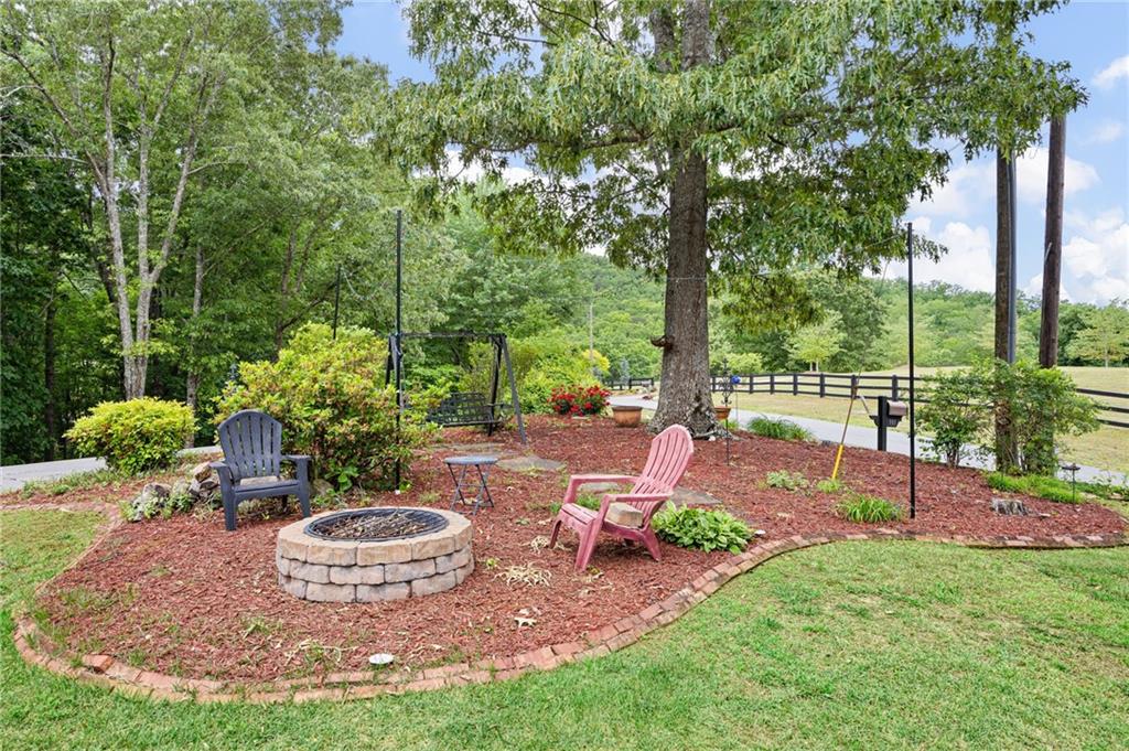 101 Sunset Drive Se Property Photo 6