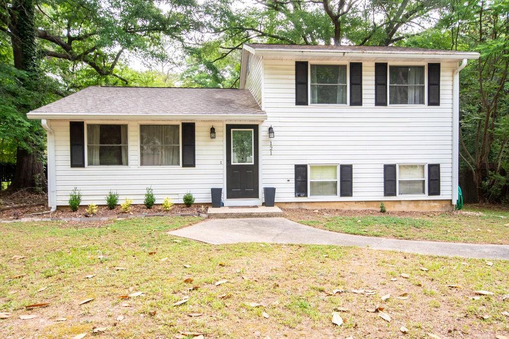 121 Sweetgum Road Property Photo 1