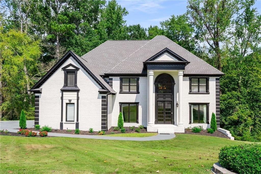 220 Milano Drive SW