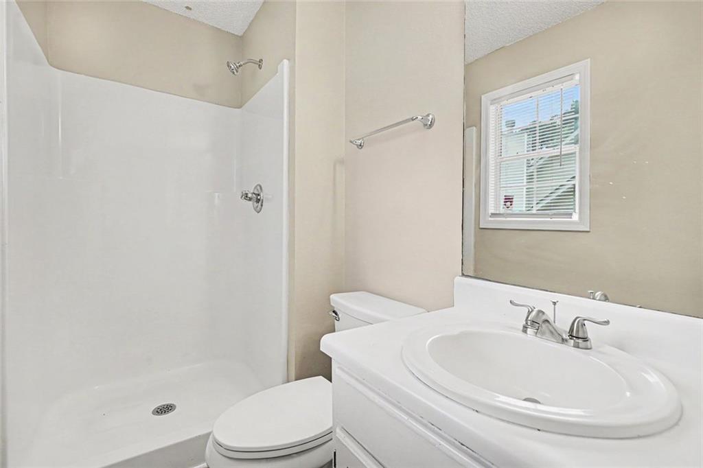 1382 N Hampton Drive Property Photo 3