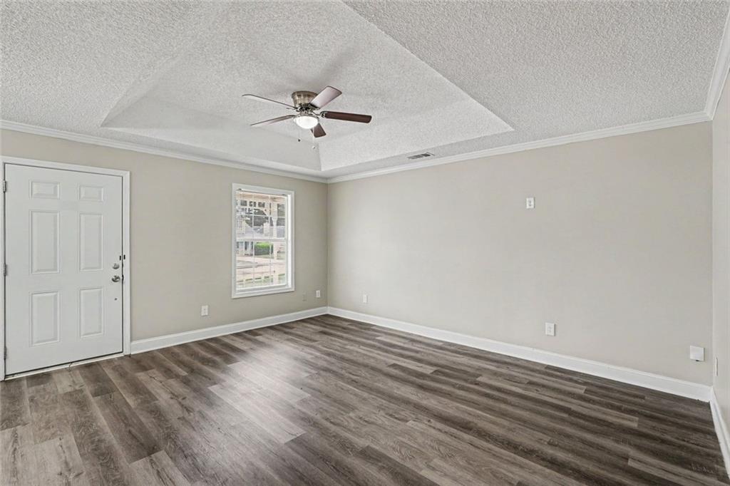 1382 N Hampton Drive Property Photo 9