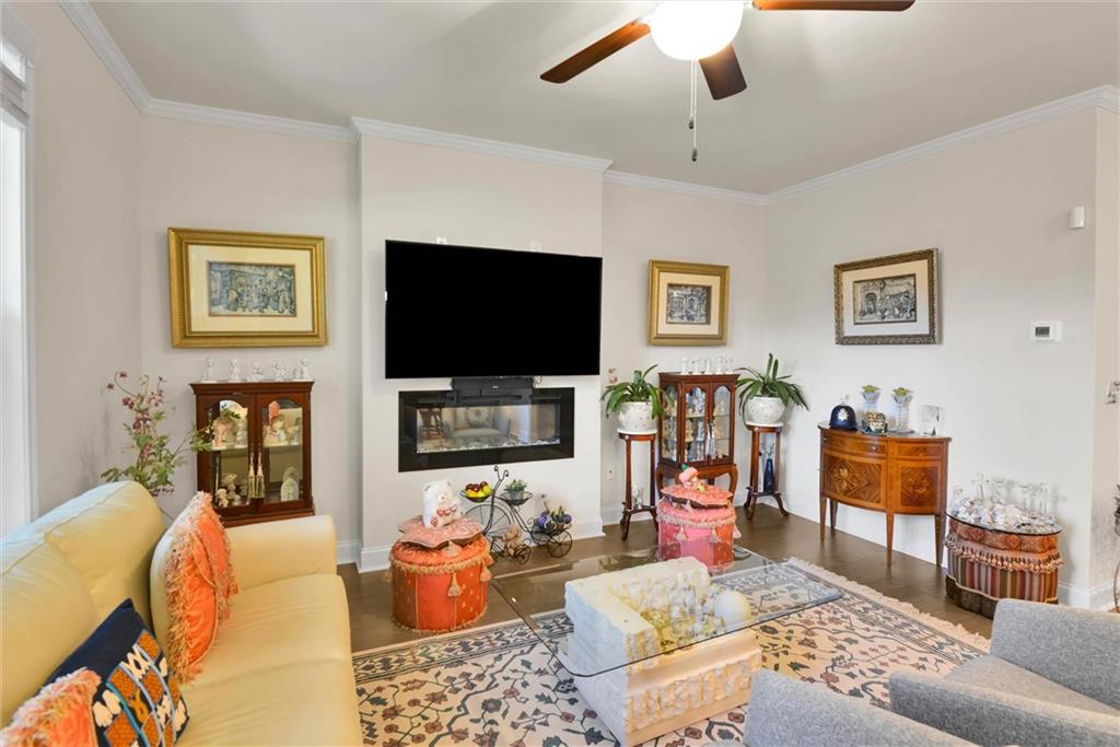 2423 Chene Drive Property Photo 7
