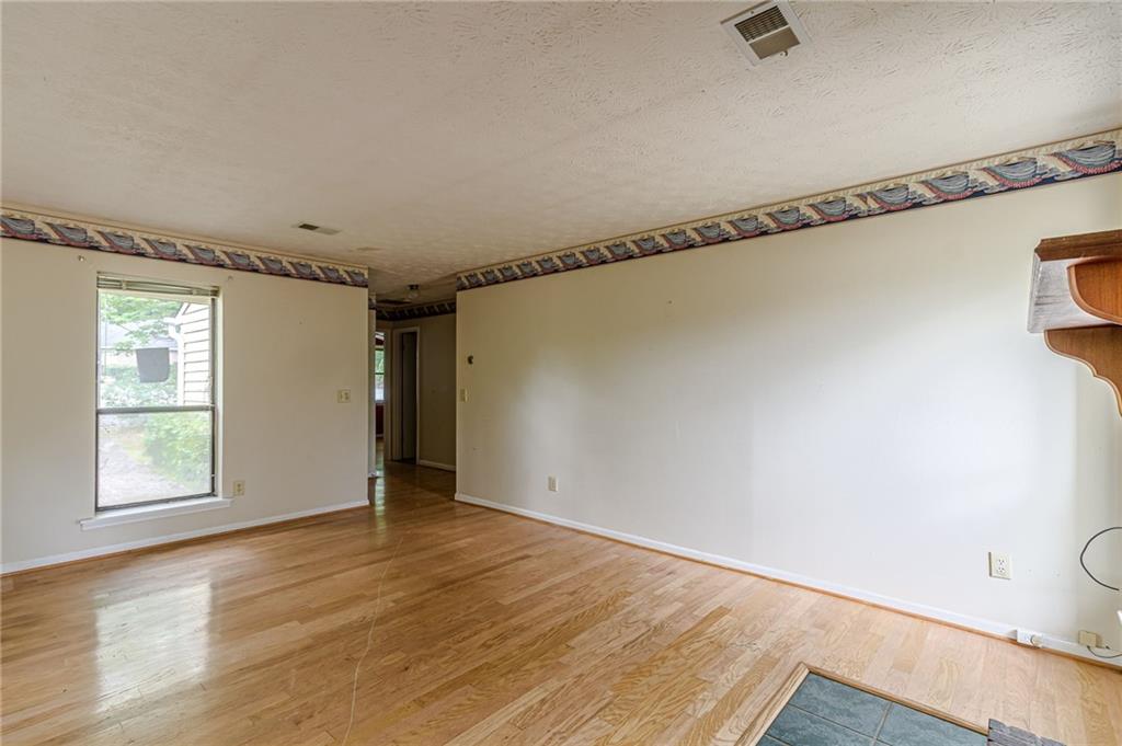122 Sandalwood Circle Property Photo 5