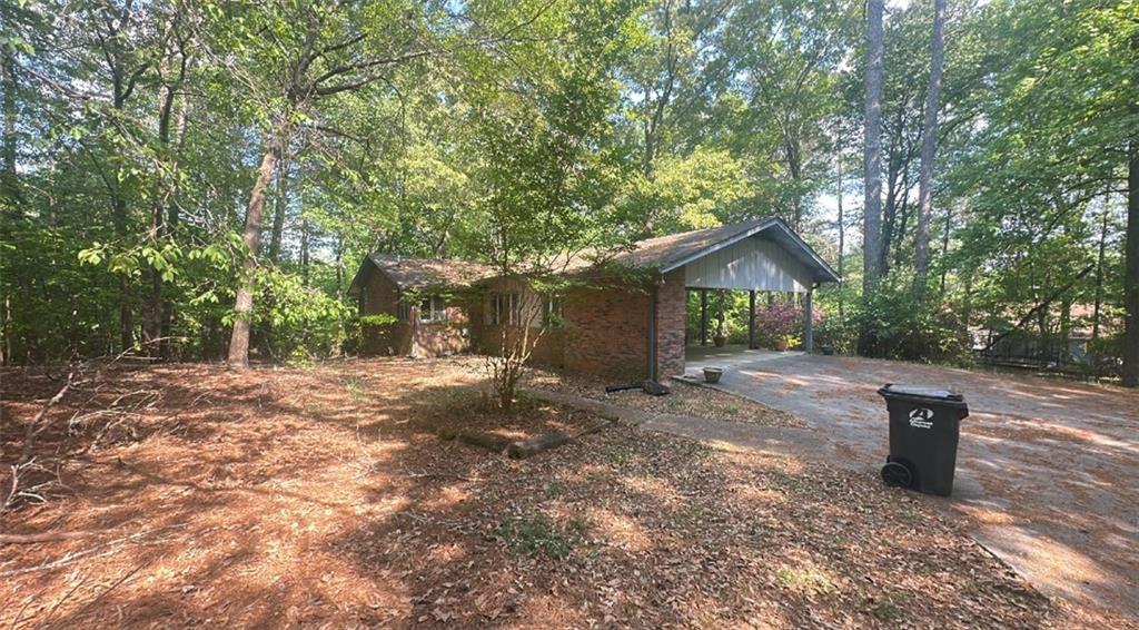 1988 Rockdale Circle Property Photo 2