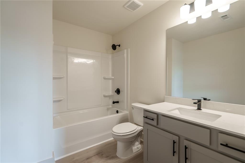 208 Squirrel Run Property Photo 35