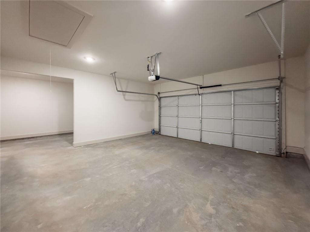 208 Squirrel Run Property Photo 36