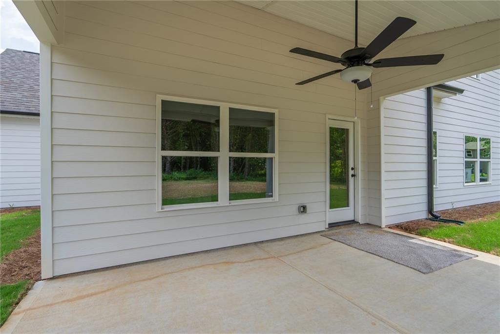 208 Squirrel Run Property Photo 40