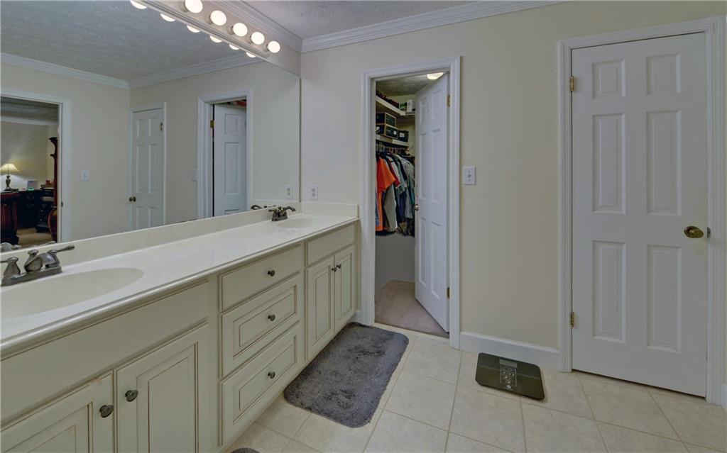 3341 Edgewood Circle Property Photo 39