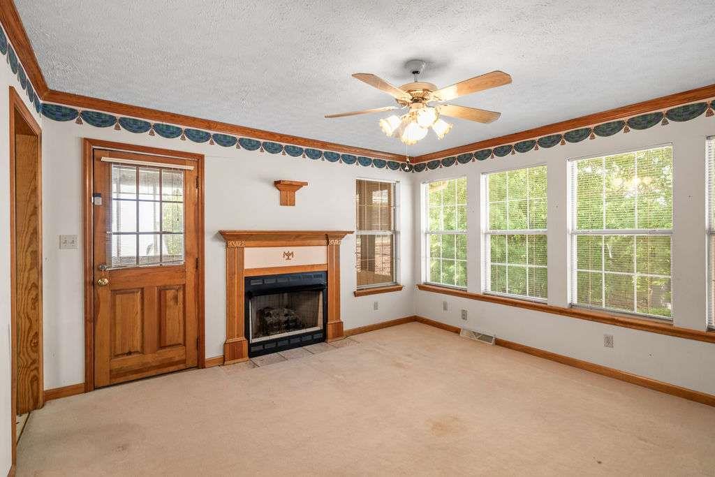 8 Montre Circle Property Photo 22
