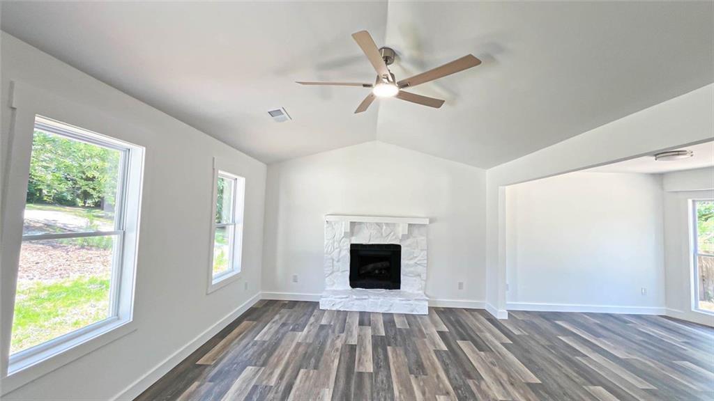 4084 Dollar Circle Property Photo 9