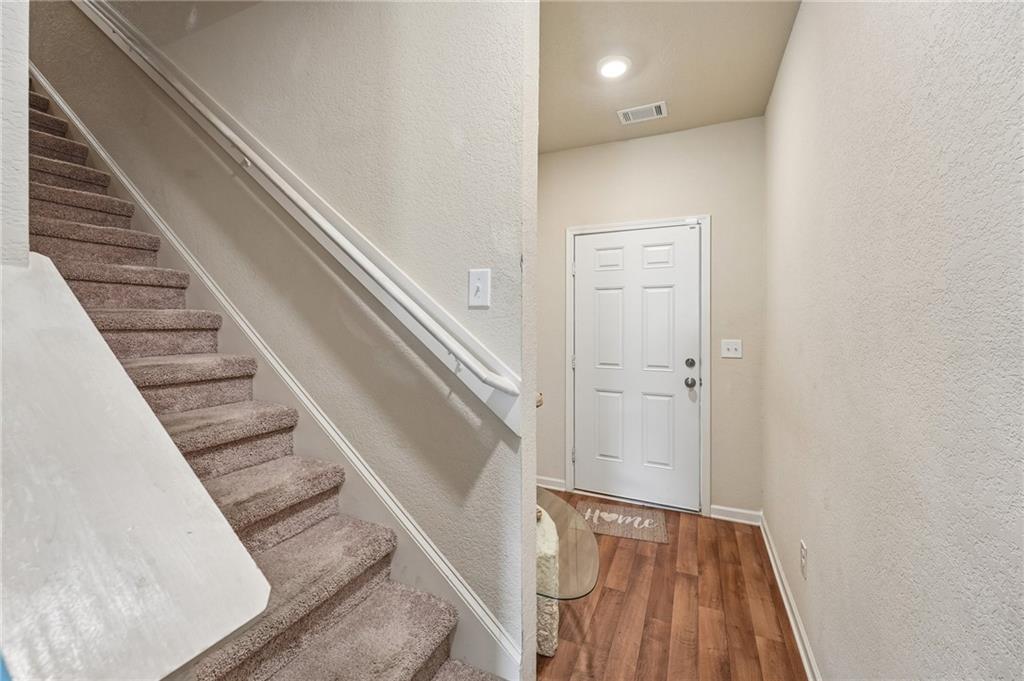 10933 Wheeler Trace Property Photo 5