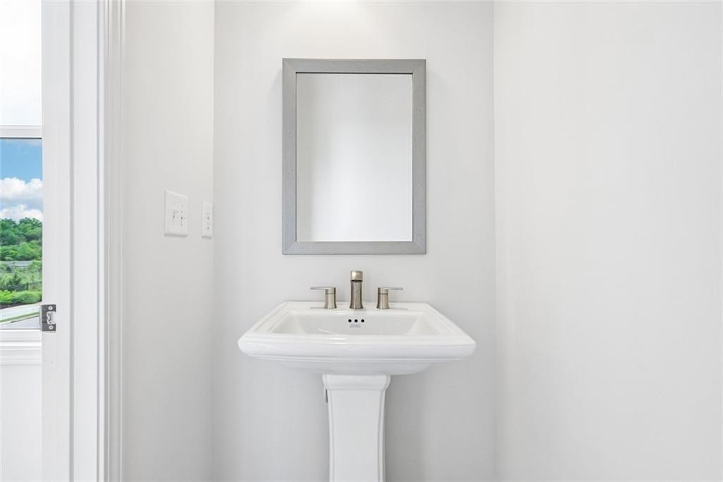6675 Cortland Walk Property Photo 29