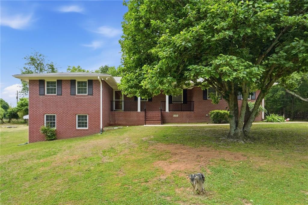 128 Mcneal Road Property Photo 2